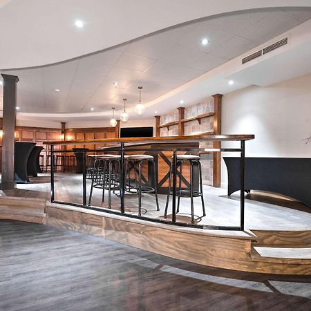 Hotel Le Victorin, An Ascend Hotel Collection Member Викториавил Екстериор снимка